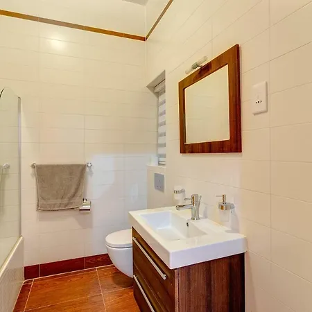 Gorgeous With Terrace In Fort Cambridge, Pool Apartament *
